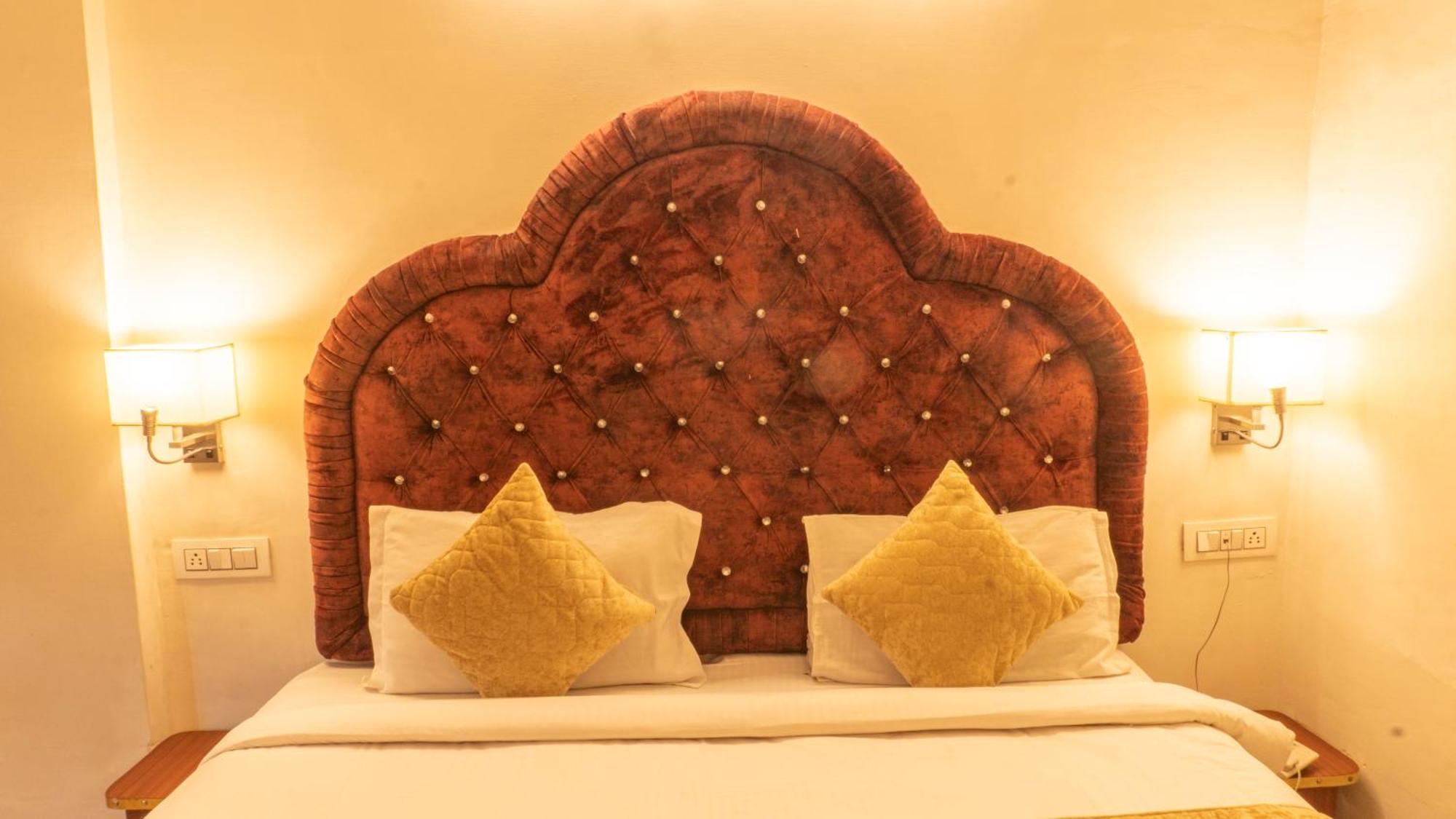 The Neeraj Palace Rishīkesh Eksteriør billede